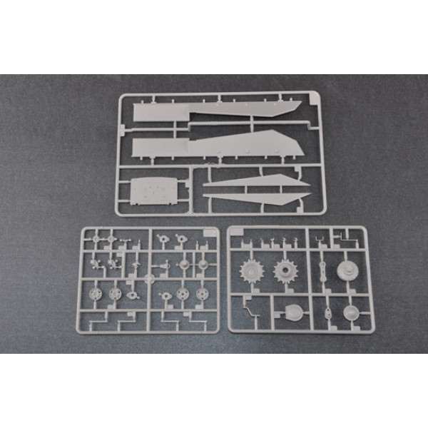 Радянський проект 704 SPH 1/35 Trumpeter 05575