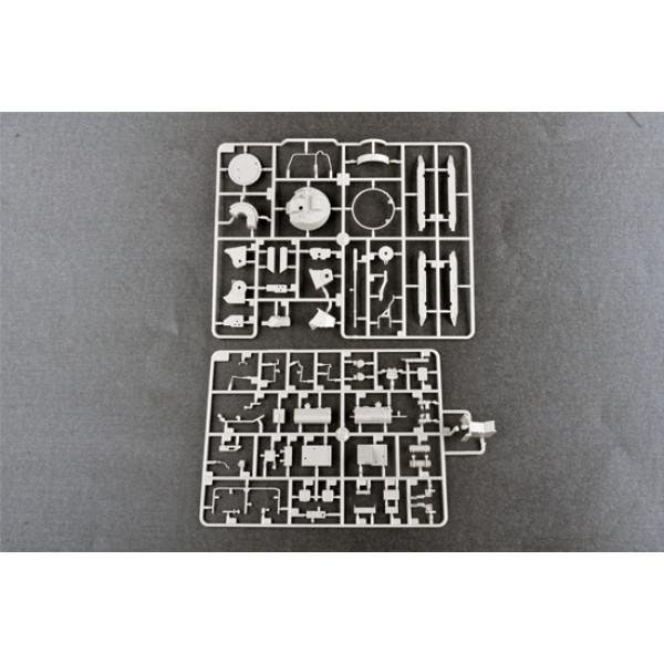 Радянський МТ-ЛБ 6МБ легкий тягач 1/35 Trumpeter 05580