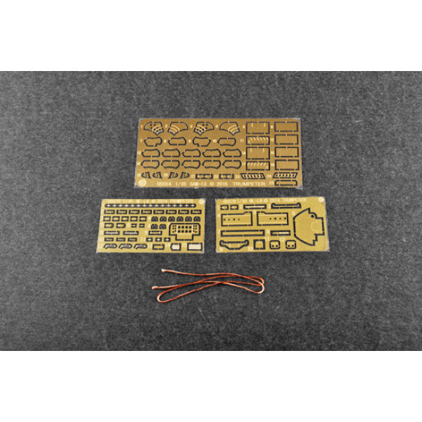 Радянський МТ-ЛБ 6МБ легкий тягач 1/35 Trumpeter 05580