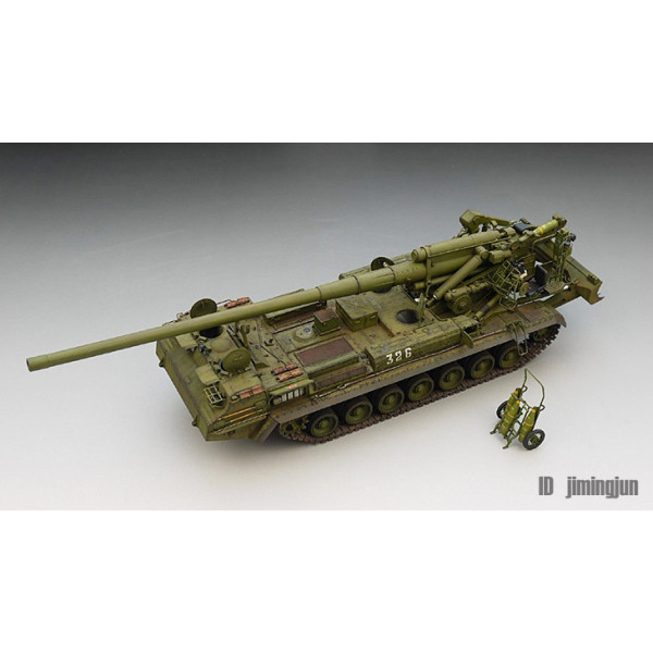 2С7М Піон 203мм Самохідна артилерійська установка 1/35 Trumpeter 05592
