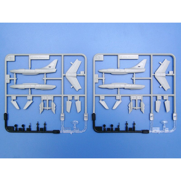 U.S. CVN-68 Nimitz 1975 1/350 Trumpeter 05605