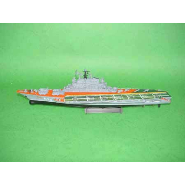 Авіаносний крейсер "Київ" 1/700 Trumpeter 05704