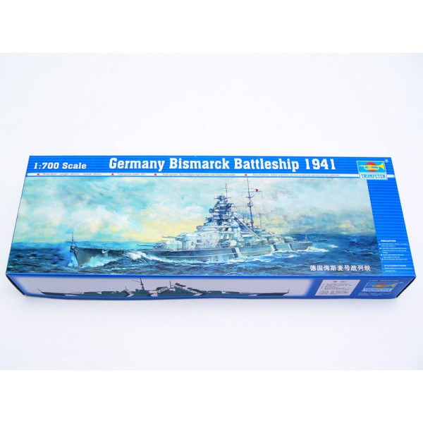 Німецький лінкор "Бісмарк" 1941 1/700 Trumpeter 05711