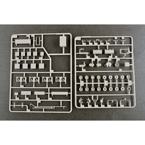 Пускова станція M983 HEMTT та M901 із ЗРК MIM-104F Patriot (PAC 3) 1/72 Trumpeter 07157