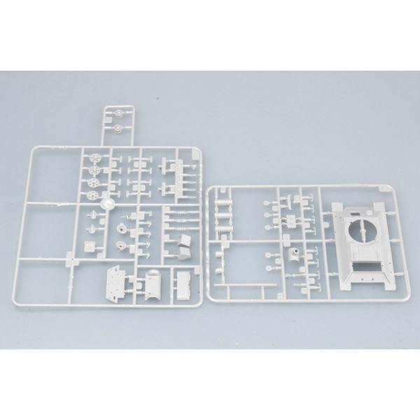 Радянський танк T-34/85 модель 1944 р 1/72 Trumpeter 07207