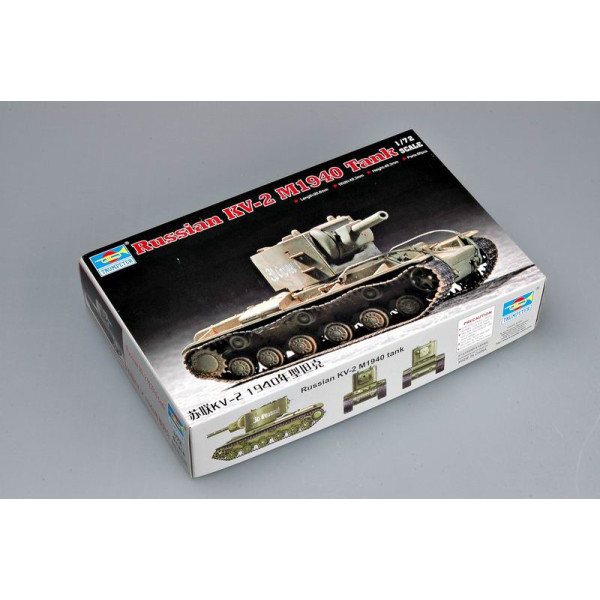 Радянський важкий танк КВ-2 M1940 1/72 Trumpeter 07235