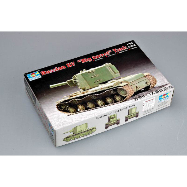Радянський важкий танк КВ "Велика вежа" 1/72 Trumpeter 07236