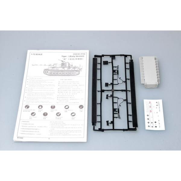 Танк «Тигр» 1 (ранній тип) 1/72 Trumpeter 07242
