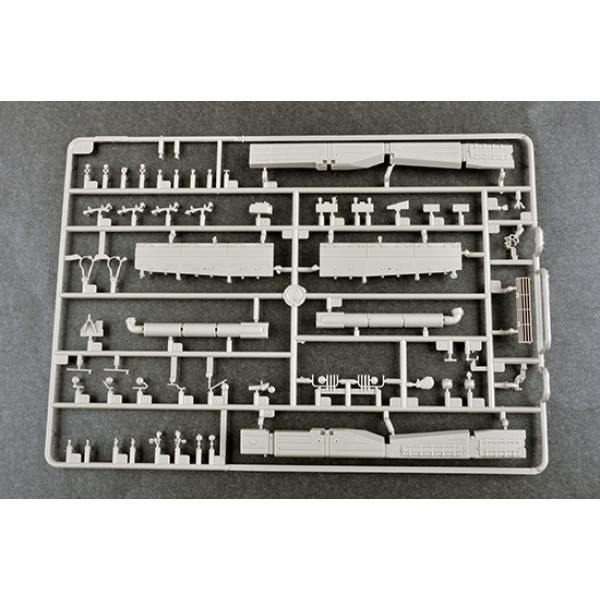 Збірна модель - Танк Т-80УД 1/35 Trumpeter 09581