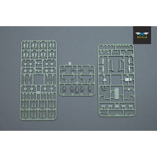 Passenger airliner L-188A Electra II 1/144 X-Scale 144005
