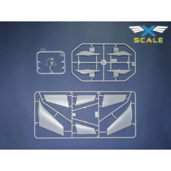 A300B4-605R Lufthansa (Plastic model kit)  1/144 X-Scale 144011