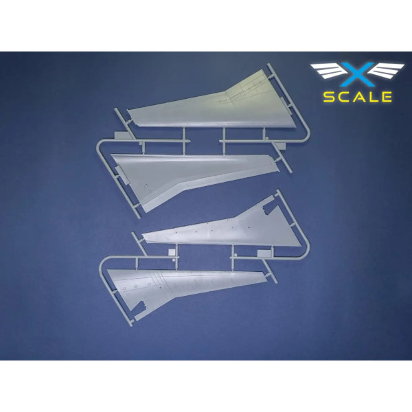 A300B4-605R Lufthansa (Plastic model kit)  1/144 X-Scale 144011